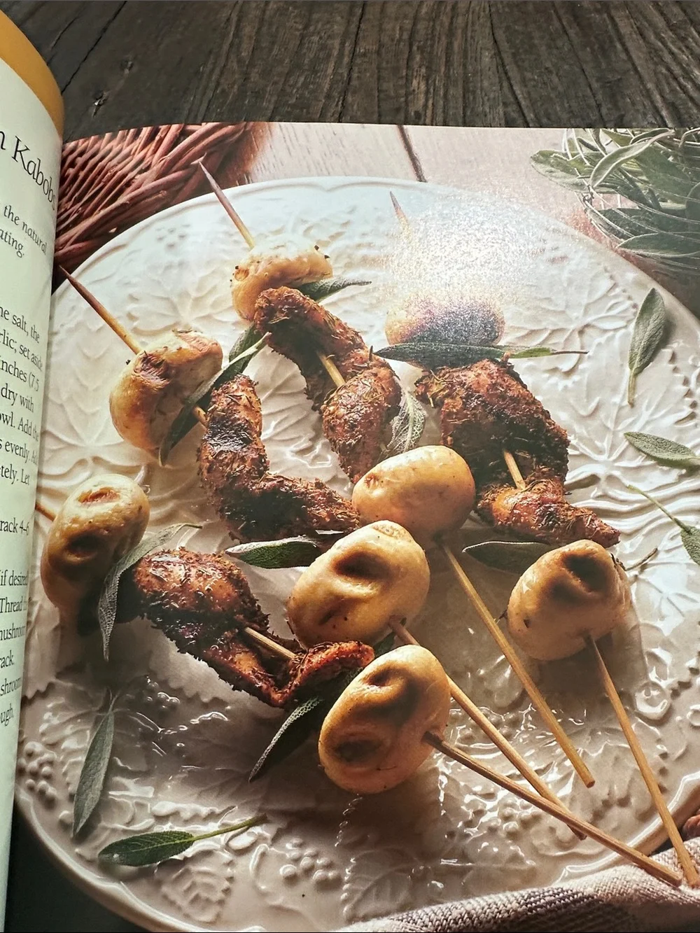 3 Williams Sonoma Cook Books Grilling, Chicken and breakfast